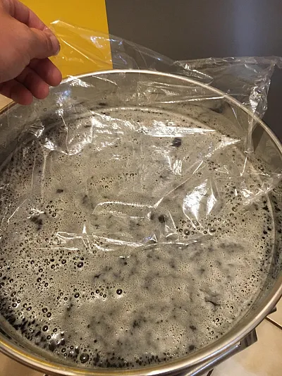 Folie zum abschöpfen Folie zum abschöpfen des Honig